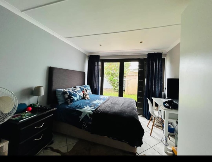 4 Bedroom Property for Sale in Dorchester Heights Eastern Cape
